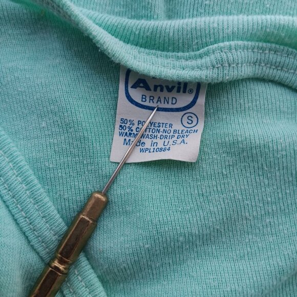 Vintage Wome's T-shirt Small Single Stitch Mt. Rushmore Glitter Aqua 1970's USA - Picture 7 of 7